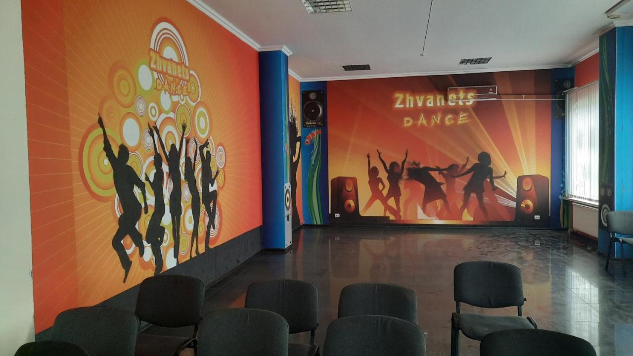 Готель "Дністер" Zhvanets Exterior photo